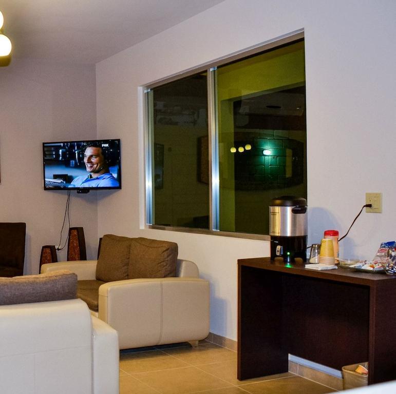 Cuatro Misiones Hotel Ciudad Constitución エクステリア 写真