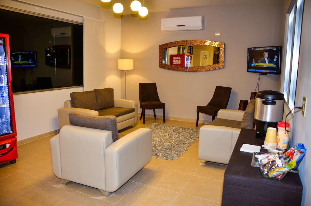 Cuatro Misiones Hotel Ciudad Constitución エクステリア 写真